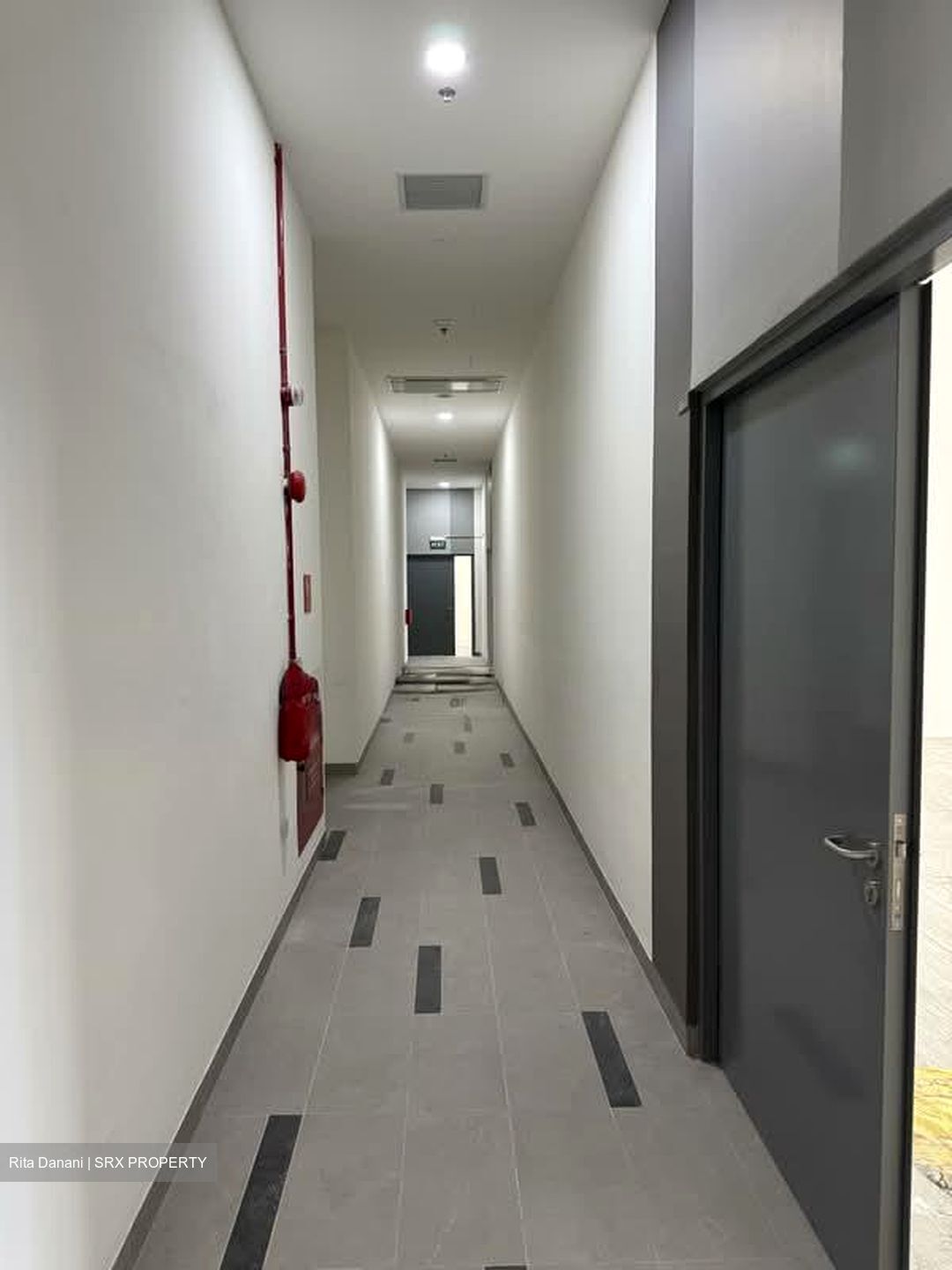 Space 18 (D12), Factory #568671341